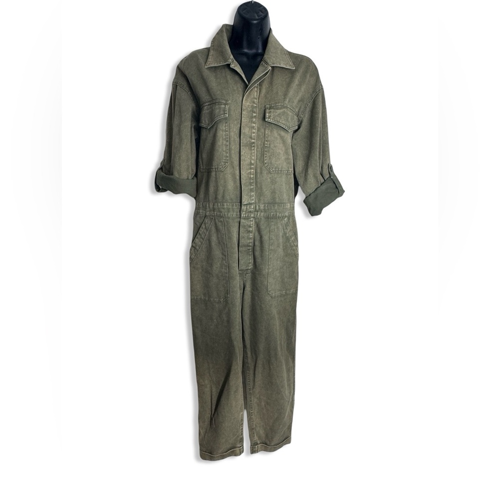 VENUS Women's Green Acid Wash Long Sleeve Button Front Jumpsuit